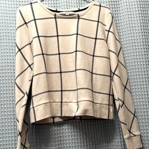 The loft sweater type soft shirt very beautiful size medium